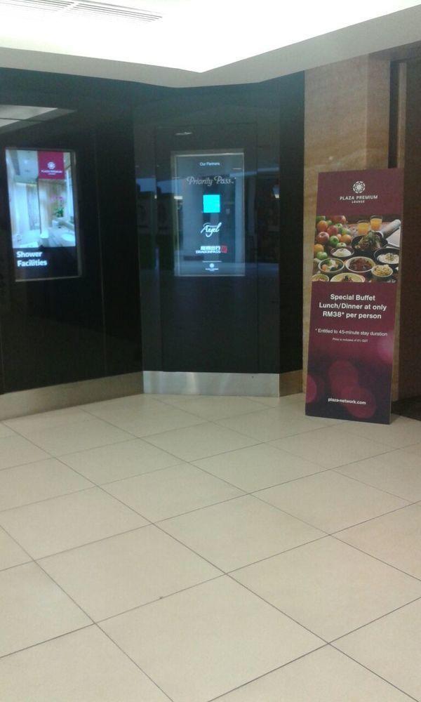 Plaza Premium Lounge Hotel Bayan Lepas Bagian luar foto